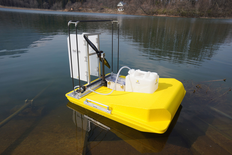 イーエムアイ・ラボ、水田で使用する除草剤散布用小型無人ボートの販売を開始 ドローンジャーナル