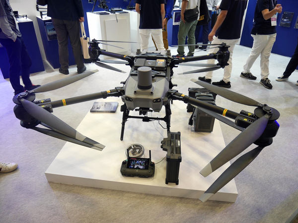 セキド、運搬用ドローンのゲームチェンジャーとなる「DJI FlyCart 30」を展示 - ドローンジャーナル