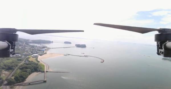 写真：海上を飛行するドローンからの映像。