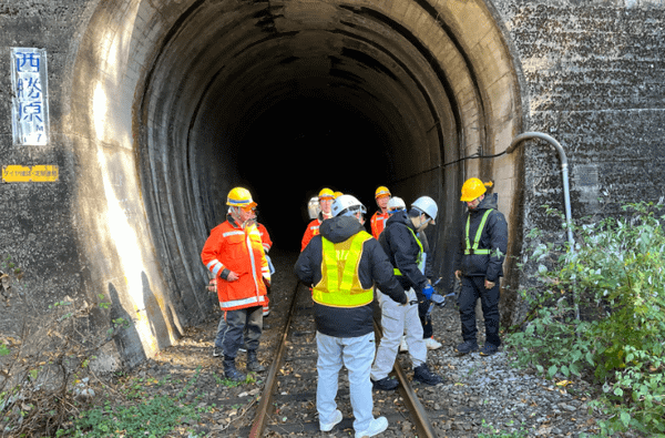 アイ・ロボティクス、鉄道保守の省力化と安全性向上に向けたドローン