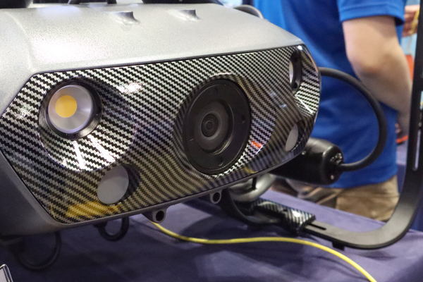 水中ドローンの常識を覆す、最新モデル「CHASING X」の進化とポイント