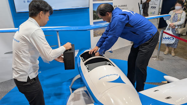 ありそうでなかった“長時間飛行＆高積載量”ドローン、「AS-H1」は次