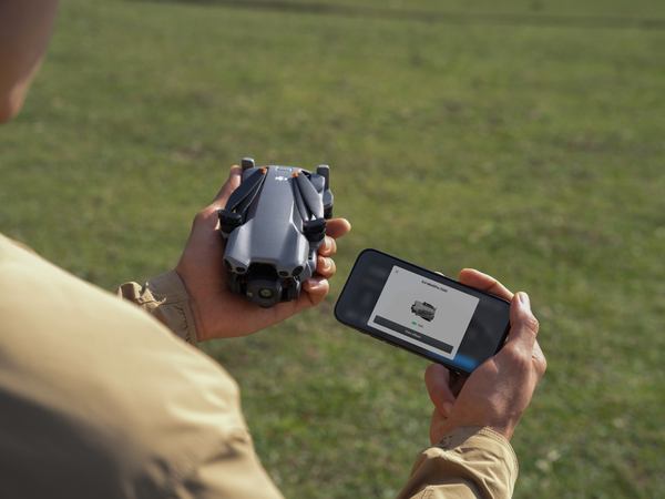 DJI、オールインワン型ミニカメラドローン「Mini 5 Pro」を発表