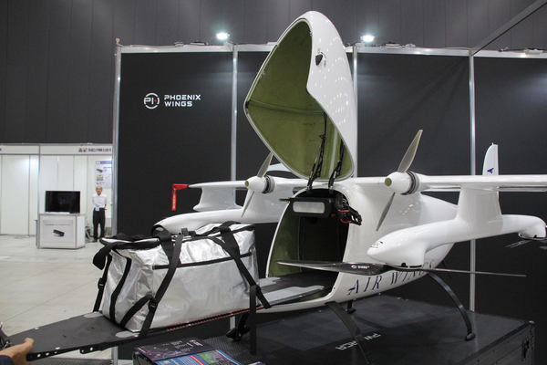 AIR WINGSがドイツ製ドローン「PHOENIX WINGS」を導入、医薬品から災害