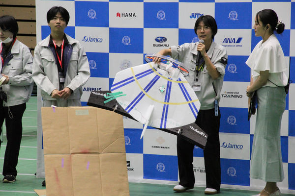 全日本学生室内飛行ロボ2025 — 巨大物資を運ぶ学生機が続々！金沢工大