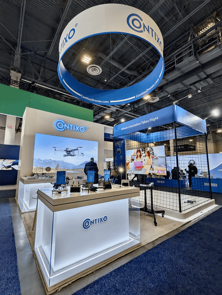 写真：展示ブースの様子