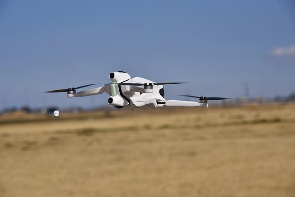 写真:飛行するAntigravity A1