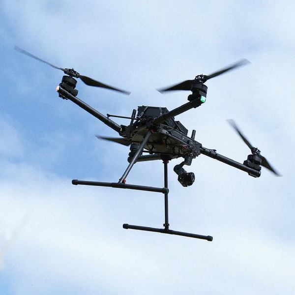 最大積載量15kg、Freefly Systemsの産業用ドローン「ALTA X Gen2」国内