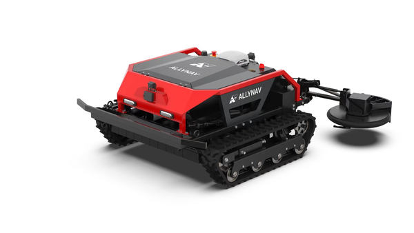 写真：スマート草刈機「タウラス80E」