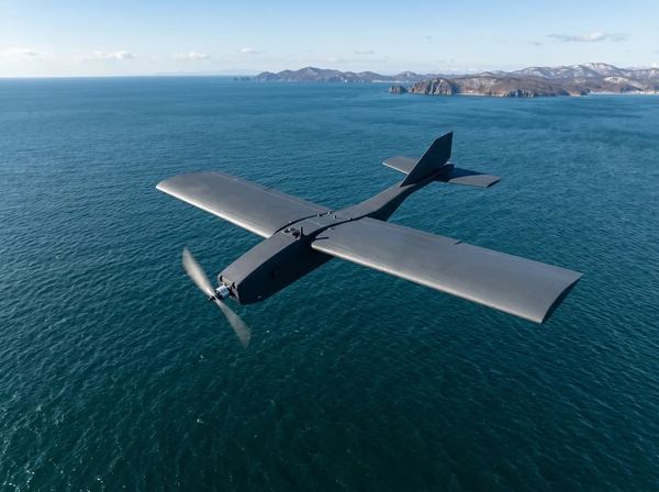 写真：飛行するACM-01 Shiraha