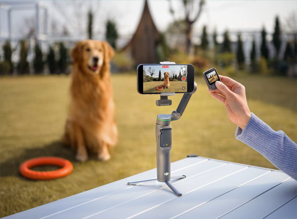 DJIがスマホ用ジンバル「Osmo Mobile 8P」発表、プロレベルの
