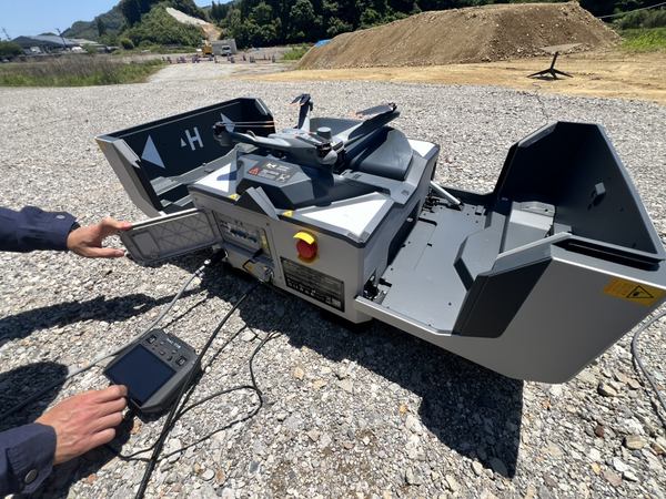 写真：全天候型ドローンステーション「Dock３」