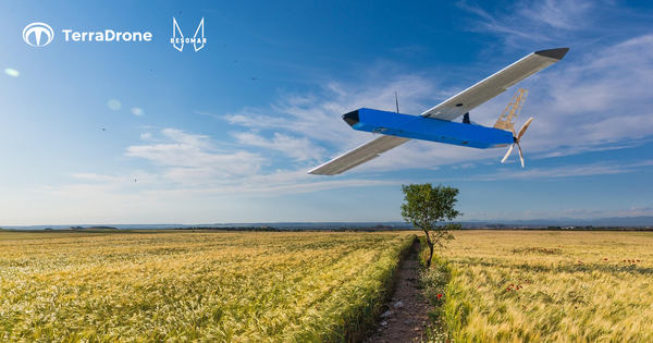 写真:飛行する「Terra C1」