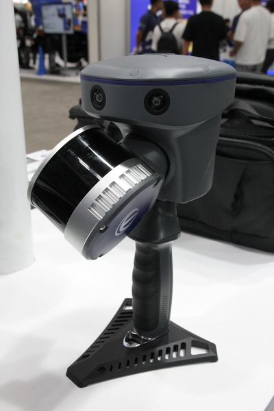 防衛だけではない、測量から屋内点検まで展開するテラドローンの