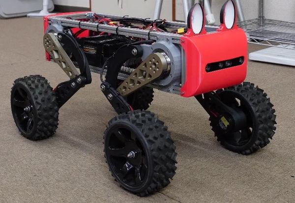 写真:フィールドロボット「AT-FOX」