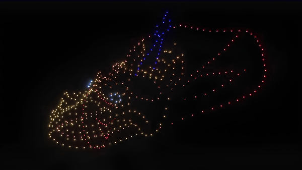 写真：ドローンショーで夜空に描かれた「麒麟獅子」