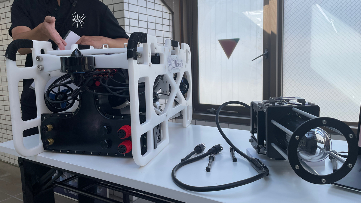 diving@世界中　プロフ要確認 diving@世界中 プロフ要確認 diving@世界中 プロフ要確認 ZX Diving