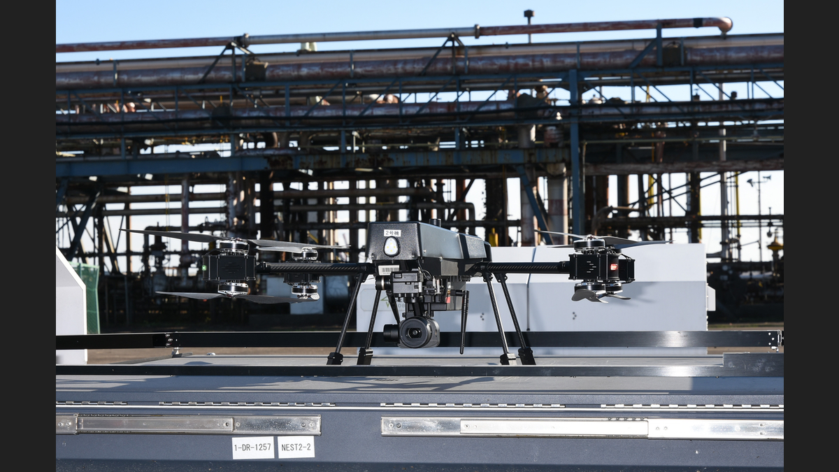 特集】ドローンの技術開発とその未来を議論する「ENEOSカワサキラボ