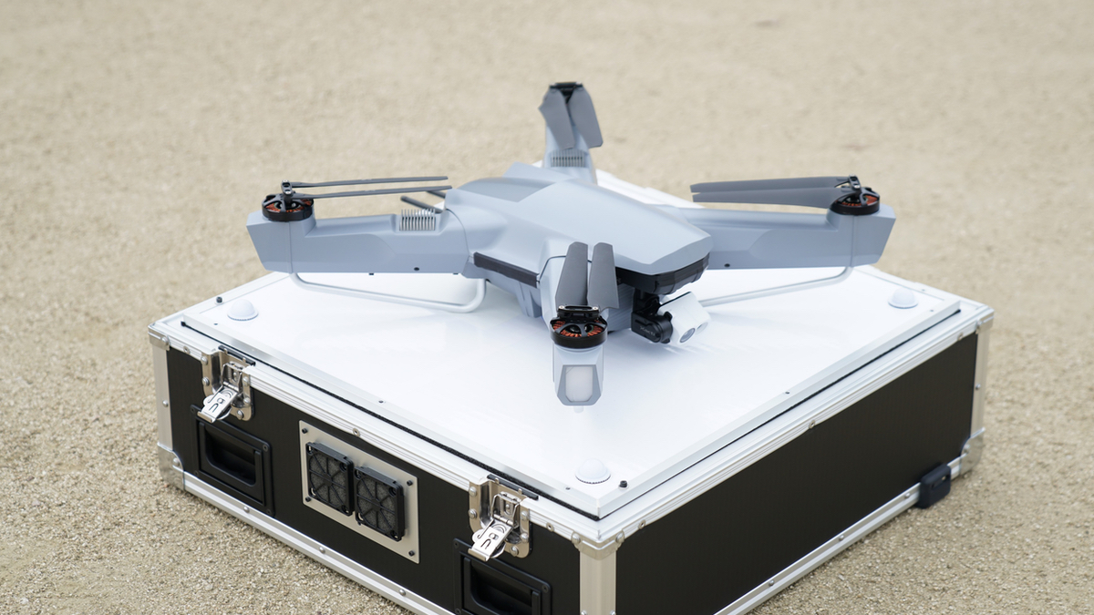 AileLinX、24時間運用できる有線ドローン「HOVER EYE」を発表 