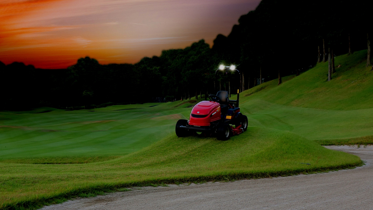 IHIアグリテック、ゴルフ場のラフ向け無人芝刈り機を開発 - ドローン