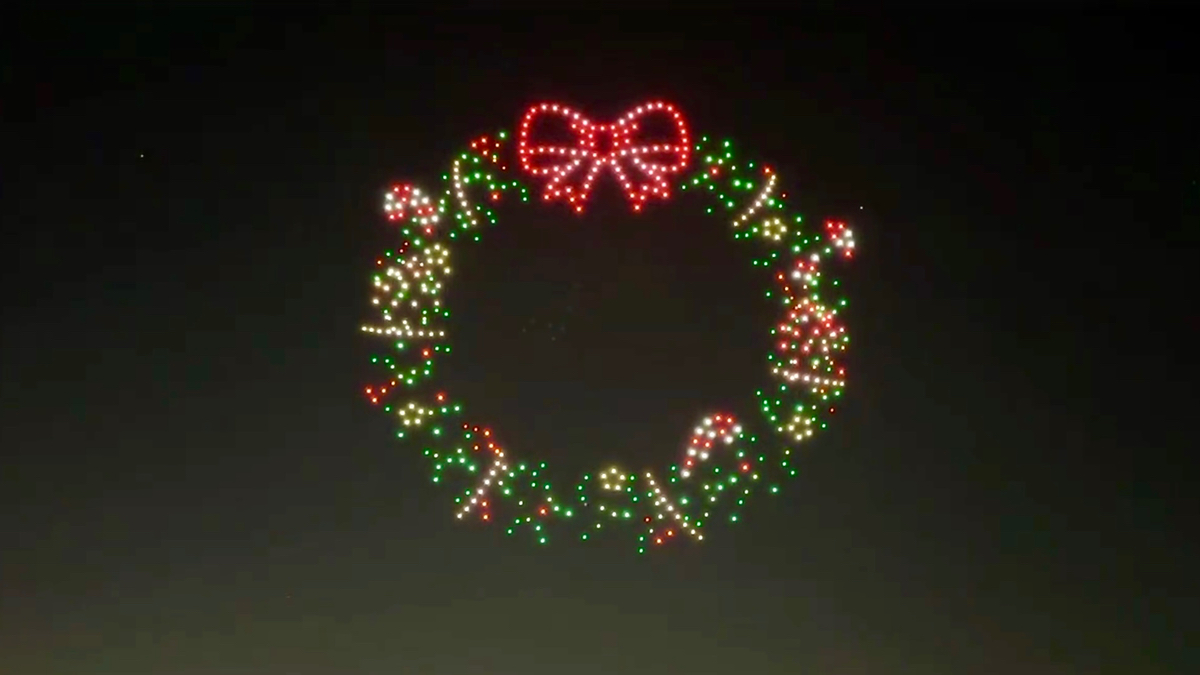 レッドクリフ、北海道上士幌町で12/21～25クリスマスドローンショーを