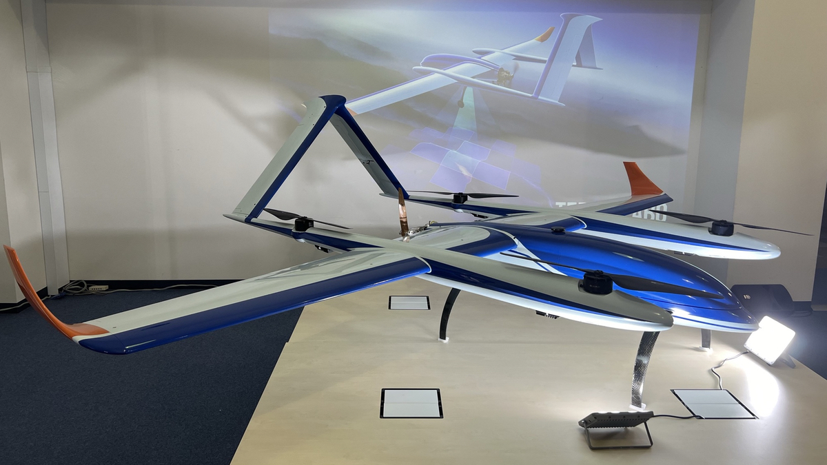テラ・ラボ、垂直離着陸型無人航空機「テラ・ドルフィンVTOL」累計50