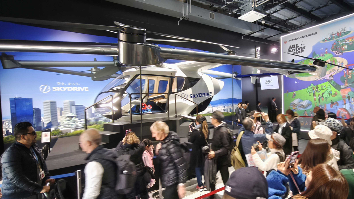 大阪・関西万博展示の空飛ぶクルマ「SKYDRIVE」フルスケールモック