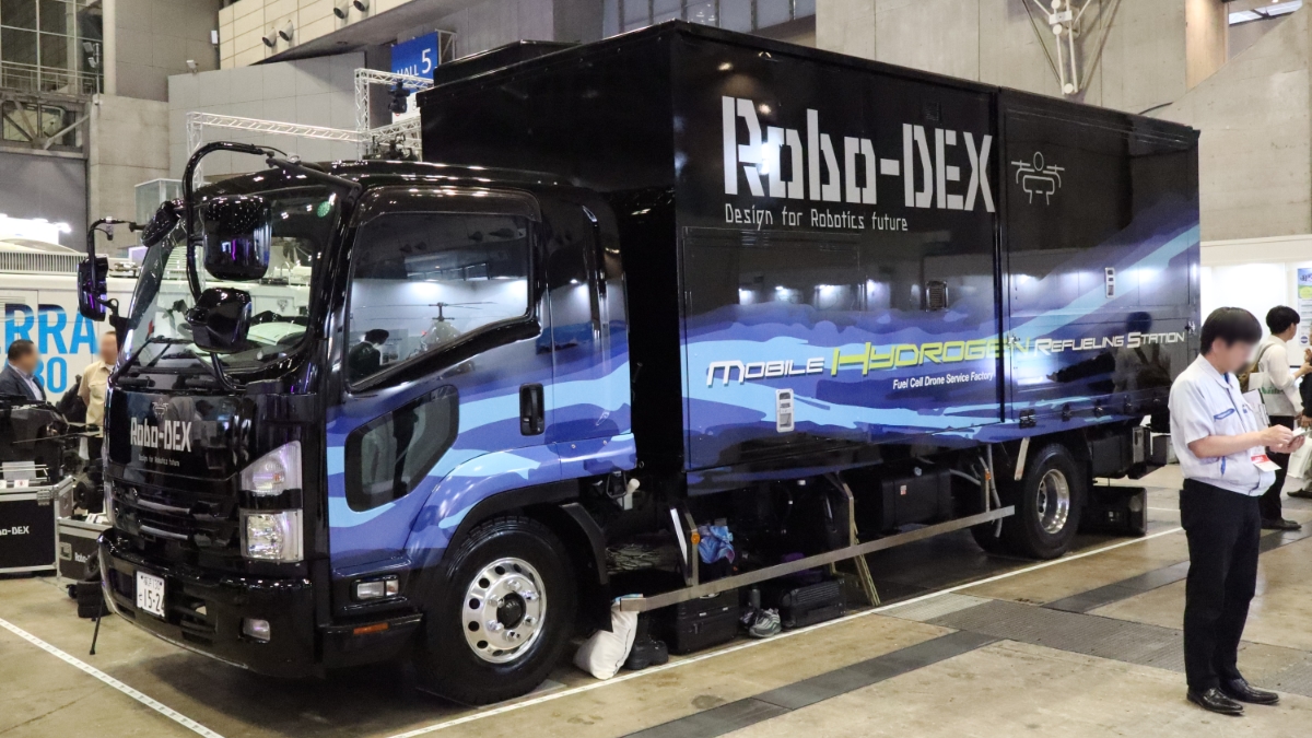 水素ドローンのボトルネックを打破、RoboDEXのカスタムトラックが実現
