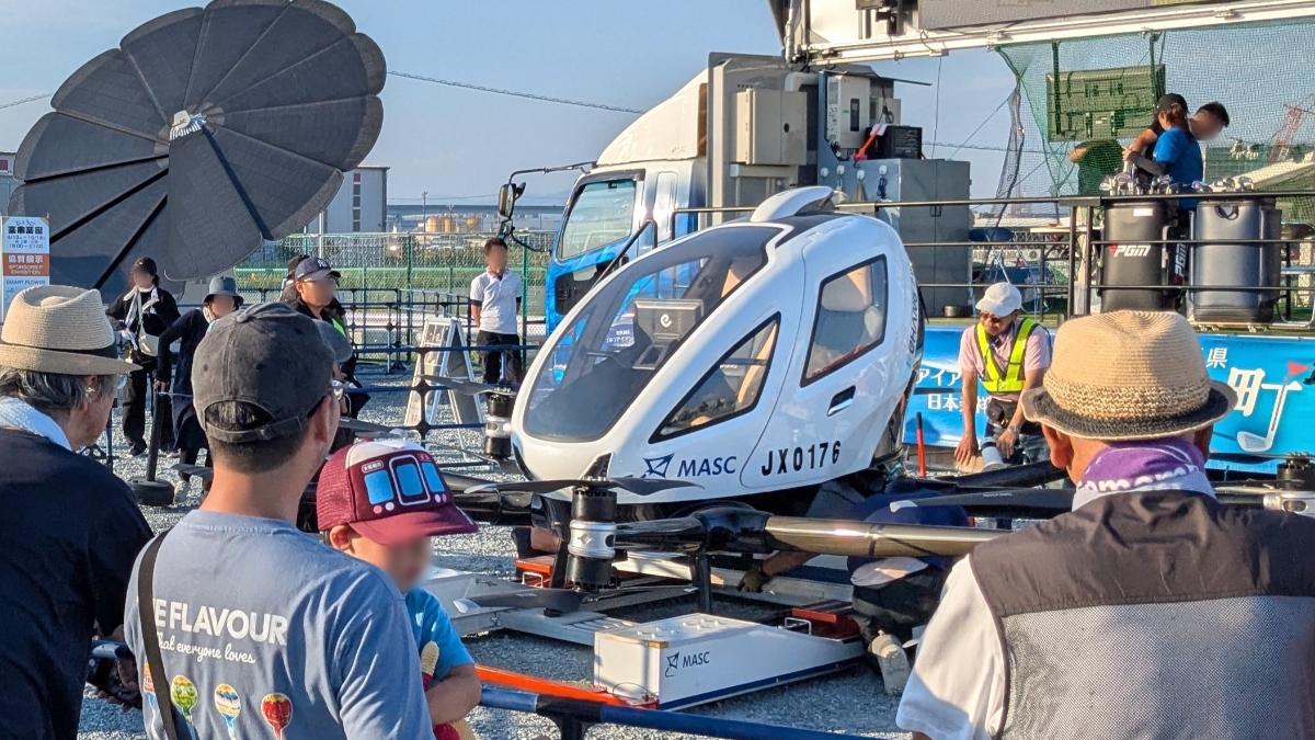 2025大阪・関西万博近郊で「空飛ぶクルマ」実証フライト、尼崎で8分間