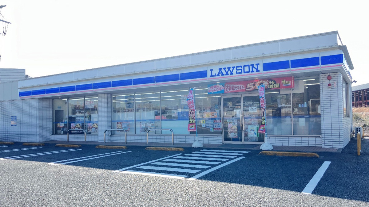 ローソンとKDDI、「災害支援ローソン」1号店を千葉県富津市にオープン