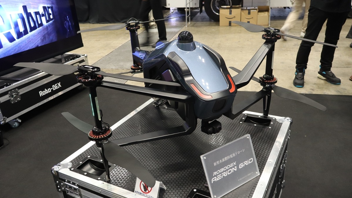ドローン（drone）とドローンを活用したビジネスの専門メディア 